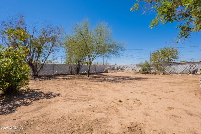 551 W HARDING Avenue, Coolidge, AZ 85128