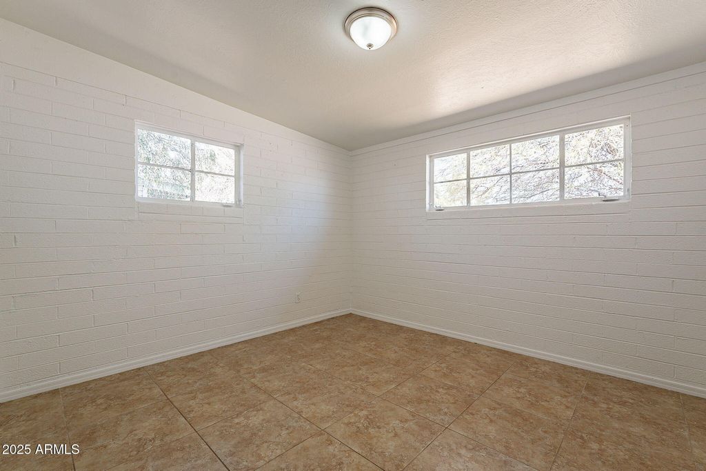 Image 35 of property listing at 551 W HARDING Avenue, Coolidge, AZ 85128