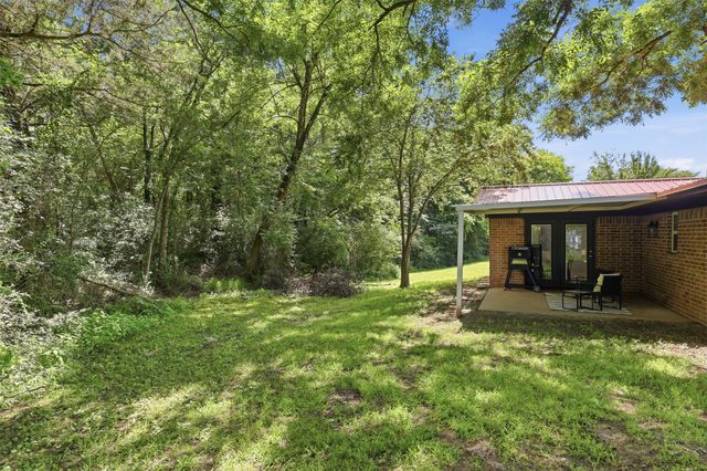898 Farm Road 21, Mount Vernon, TX 75457