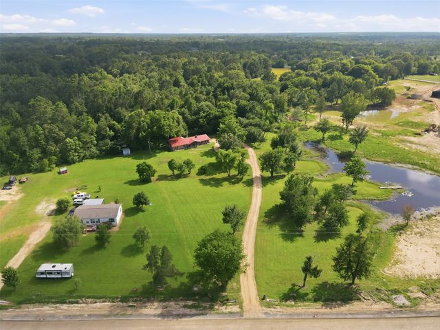 898 Farm Road 21, Mount Vernon, TX 75457