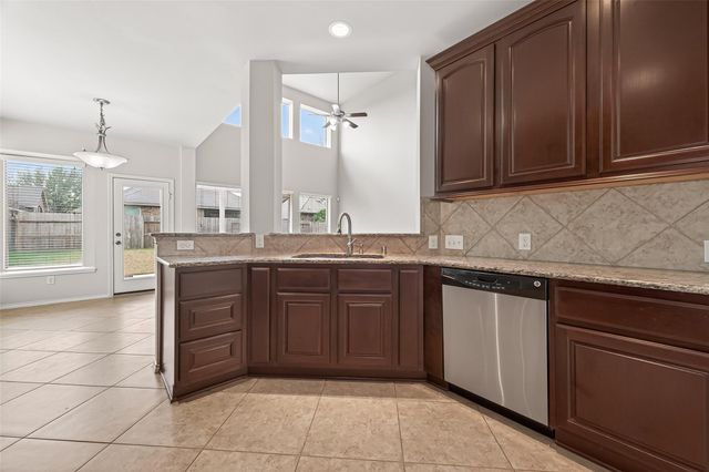 2930 Chalet Knolls Lane, Katy, TX 77494