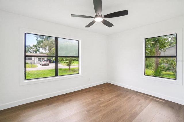 3710 W GRIFLOW STREET, Tampa, FL 33629