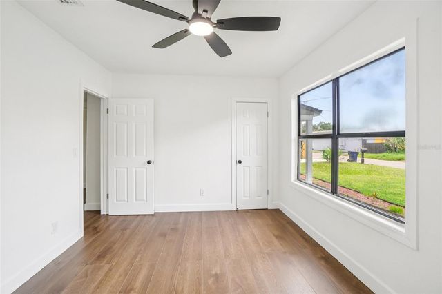 3710 W GRIFLOW STREET, Tampa, FL 33629