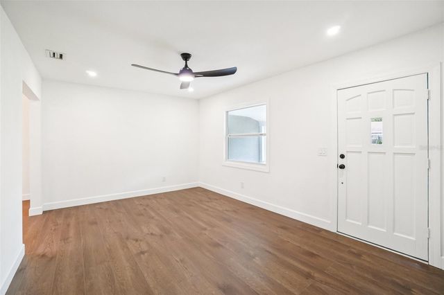 3710 W GRIFLOW STREET, Tampa, FL 33629
