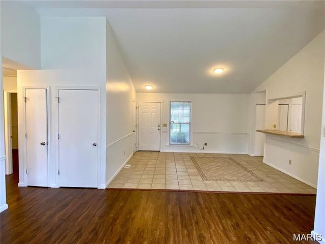 16455 Hampden Place, Florissant, MO 63034