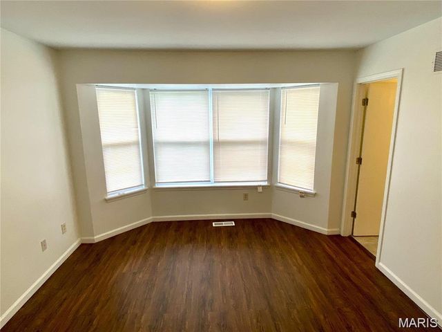 16455 Hampden Place, Florissant, MO 63034