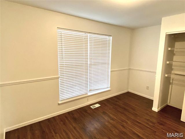 16455 Hampden Place, Florissant, MO 63034