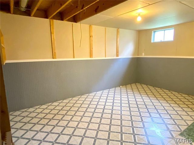 16455 Hampden Place, Florissant, MO 63034