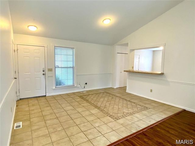 16455 Hampden Place, Florissant, MO 63034
