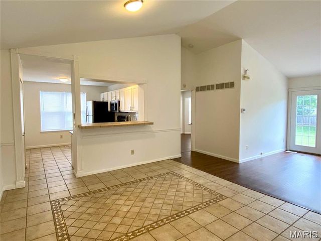 16455 Hampden Place, Florissant, MO 63034