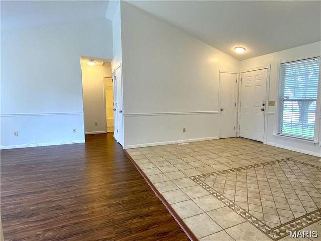 16455 Hampden Place, Florissant, MO 63034