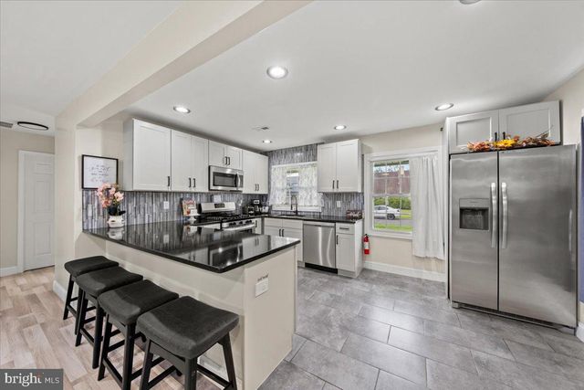 17 BALLAD LN, Willingboro, NJ 08046