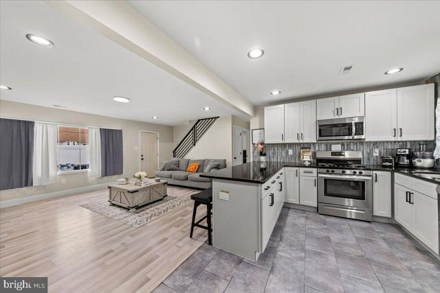 17 BALLAD LN, Willingboro, NJ 08046