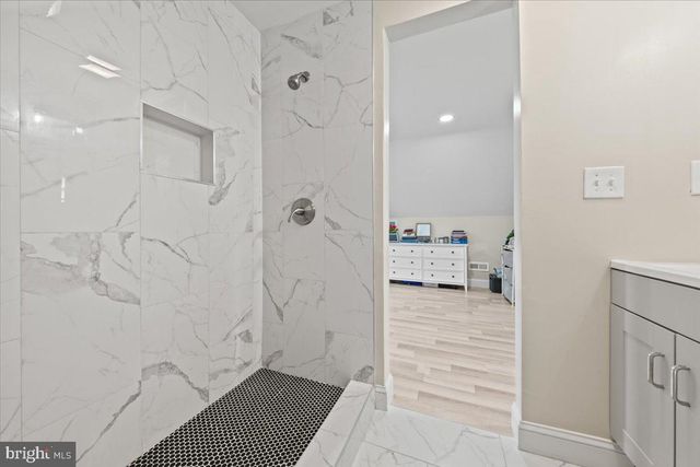 17 BALLAD LN, Willingboro, NJ 08046