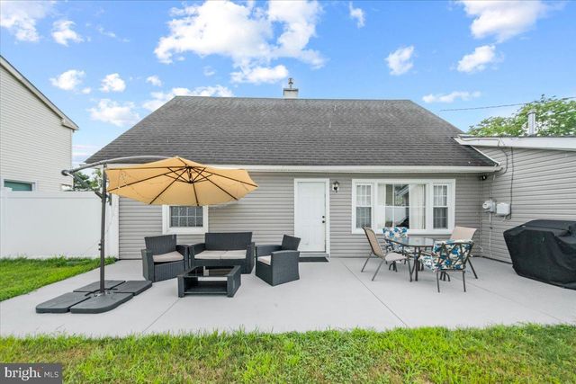 17 BALLAD LN, Willingboro, NJ 08046