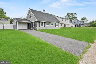 17 BALLAD LN, Willingboro, NJ 08046