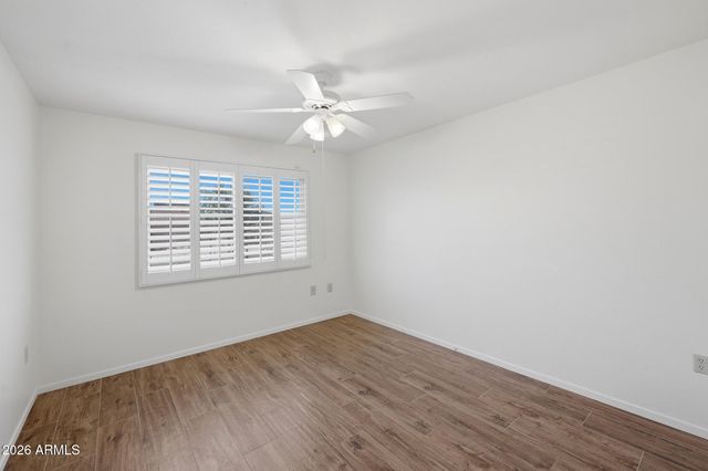 9710 W HAWTHORN Court, Sun City, AZ 85351