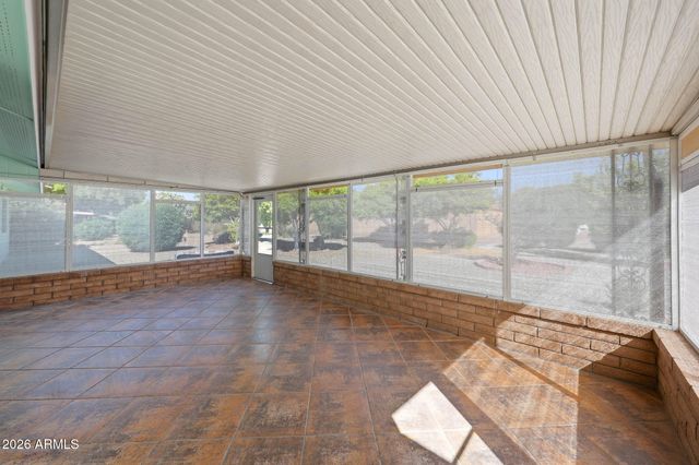 9710 W HAWTHORN Court, Sun City, AZ 85351