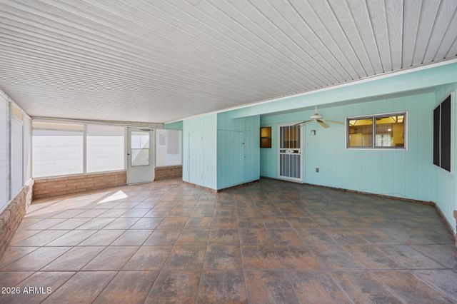 9710 W HAWTHORN Court, Sun City, AZ 85351