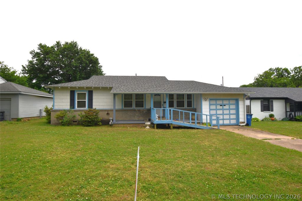 3720 E 2nd Place, Tulsa, OK 74112