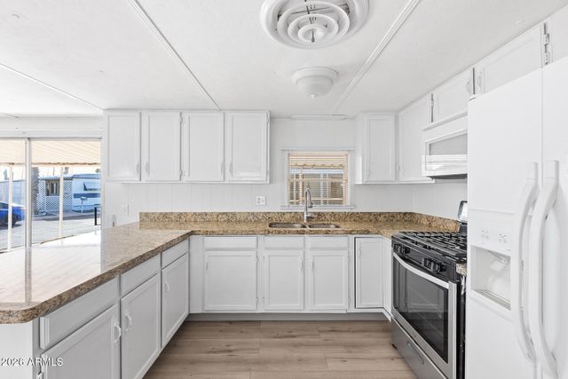 10540 E APACHE Trail 91, Apache Junction, AZ 85120