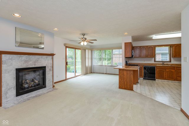811 S School Street, Brownsburg, IN 46112