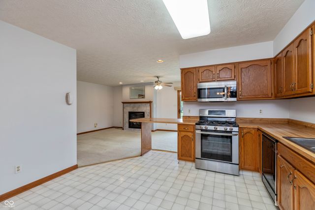 811 S School Street, Brownsburg, IN 46112