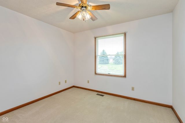 811 S School Street, Brownsburg, IN 46112