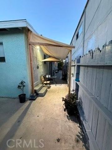 1457 W 25th, Los Angeles, CA 90007