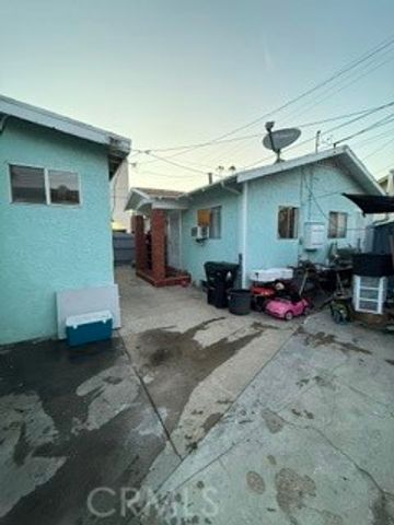 1457 W 25th, Los Angeles, CA 90007