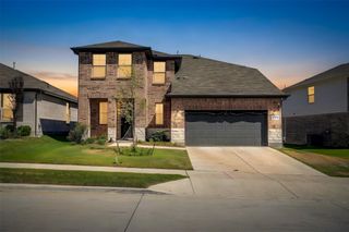 2921 Fox Trail Lane, Fort Worth, TX 76108