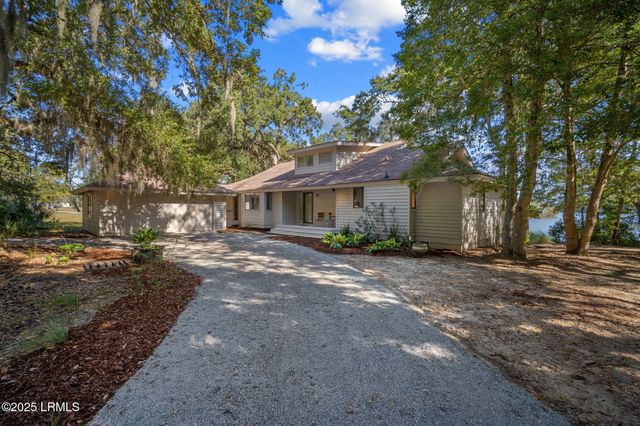193 Pleasant Point Drive, Beaufort, SC 29907
