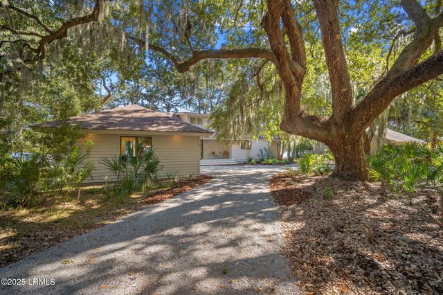 193 Pleasant Point Drive, Beaufort, SC 29907