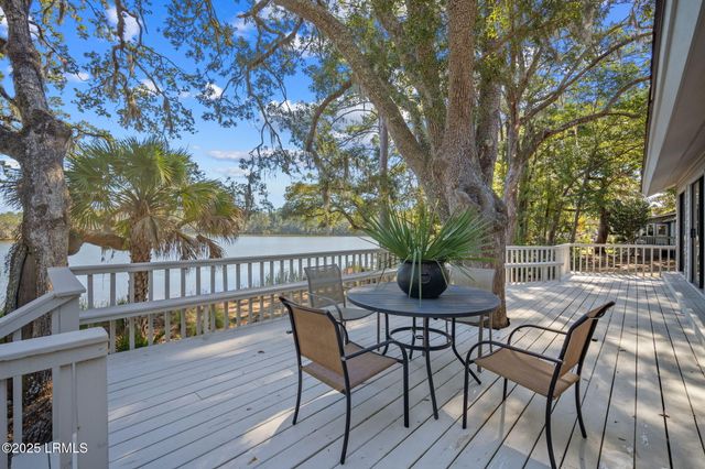 193 Pleasant Point Drive, Beaufort, SC 29907