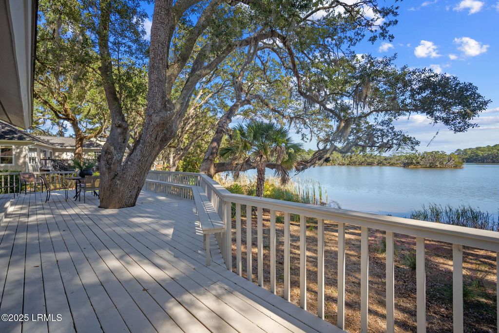 193 Pleasant Point Drive, Beaufort, SC 29907