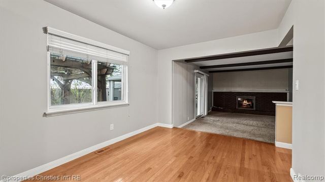 5009 Abington Drive, Troy, MI 48085