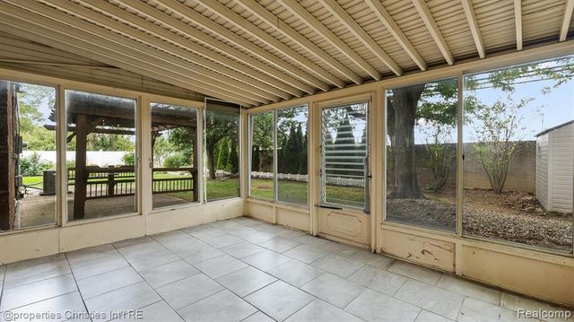 5009 Abington Drive, Troy, MI 48085