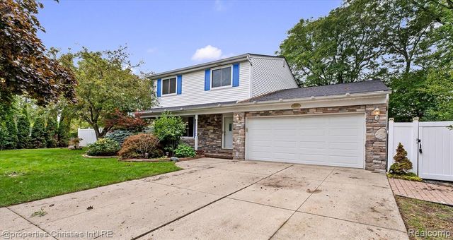 5009 Abington Drive, Troy, MI 48085