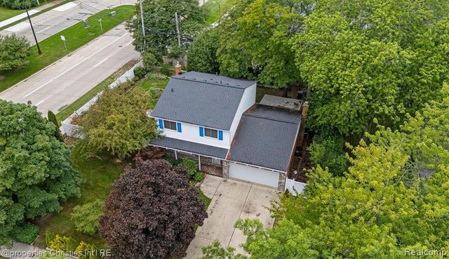 5009 Abington Drive, Troy, MI 48085
