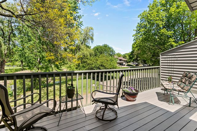 9731 Dorset Lane, Eden Prairie, MN 55347