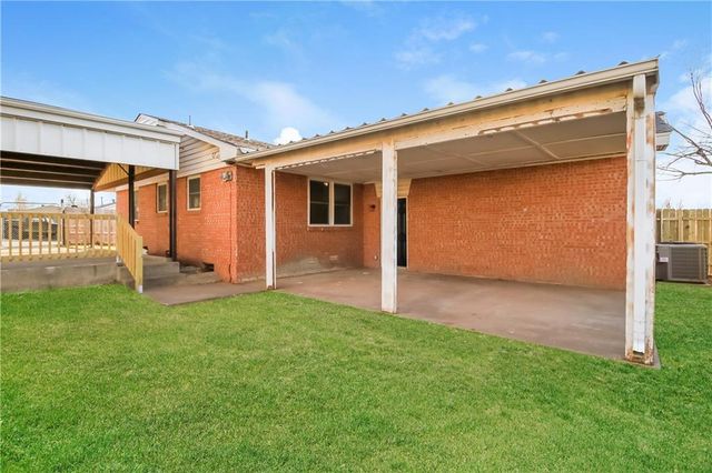 1813 Ronald Street, Yukon, OK 73099