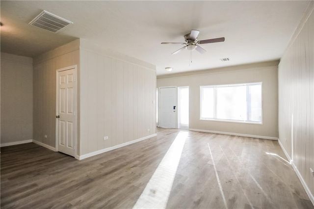 1813 Ronald Street, Yukon, OK 73099