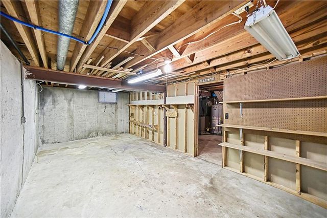 7419 Booth Street, Prairie Village, KS 66208
