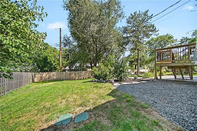 7419 Booth Street, Prairie Village, KS 66208