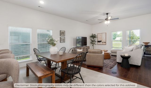 2601 Willowmere Drive, Centerton, AR 72712
