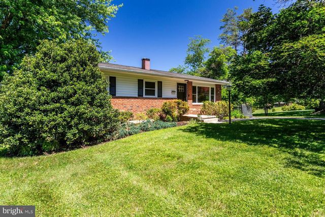 5900 HANNA RD, Sykesville, MD 21784