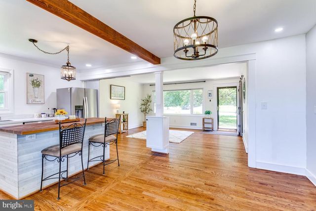 5900 HANNA RD, Sykesville, MD 21784