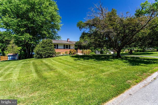 5900 HANNA RD, Sykesville, MD 21784