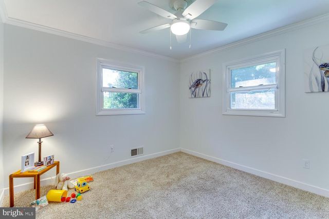 5900 HANNA RD, Sykesville, MD 21784