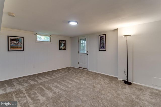 5900 HANNA RD, Sykesville, MD 21784